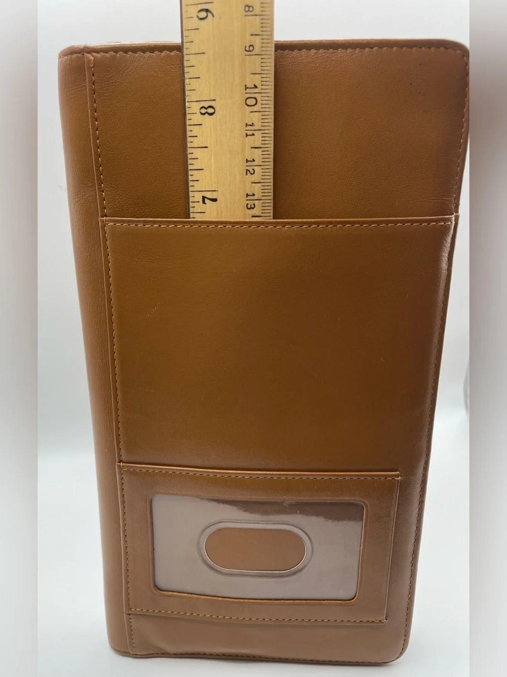 Levenger Fine Leather Travel Wallet Organizer Zip-Around